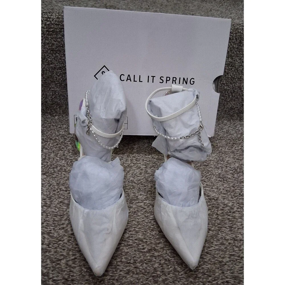 NEW! Women's Call It Spring White High Heel Pumps, Size 10